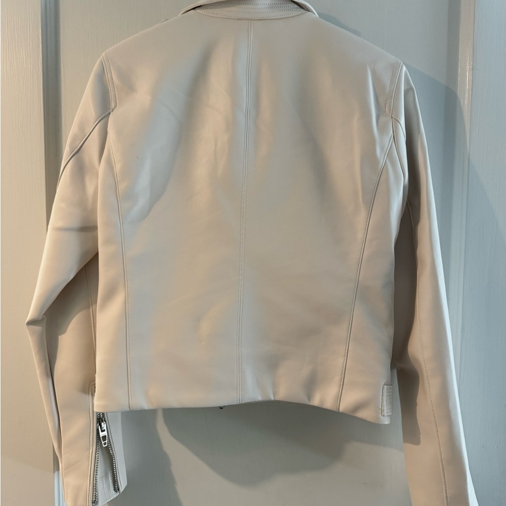 White Moto Blank NYC jacket. Never worn. Size S - Picture 7 of 8